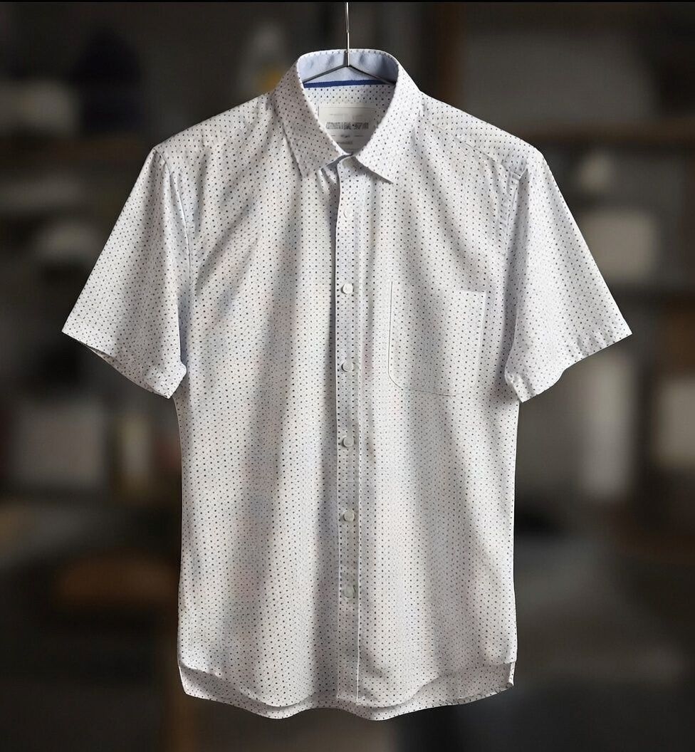 International Report Short Sleeves Shirt